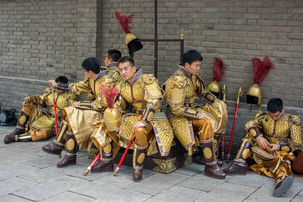 Xian China Agosto 2015 Grupo Hombres Vestidos Como Antiguos Guerreros — Foto de Stock