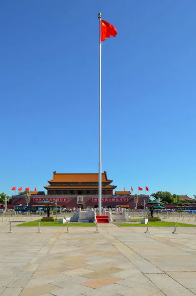 Peking China Juli 2014 Nationalflagge Der Volksrepublik China Tiananmen Platz — Stockfoto