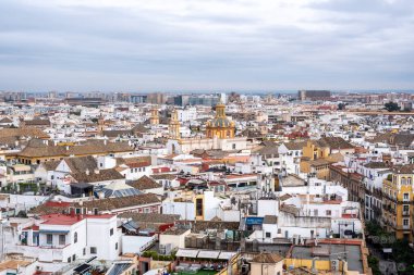 7 Aralık 2022 tarihinde İspanya 'nın başkenti Endülüs' ün tarihi şehir merkezi Casco Antiguo 'nun şehri.