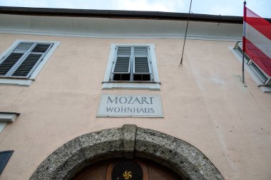 Mozart Residence (Mozart Wohnhaus) Müzesi 11 Temmuz 2025 'te Avusturya' nın Salzburg kentinde