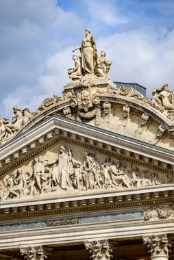 Bourse Beurs eski Brüksel Borsa Binası, şu anda Belçika Bira Dünyası Müzesi Brüksel 'in merkezindeki Place de la Bours Beursplein Meydanı, Belçika 15 Temmuz 2025