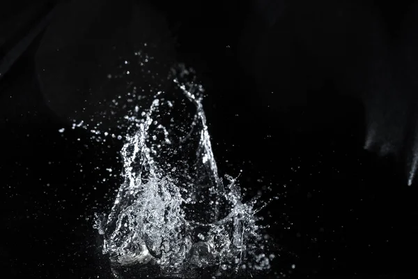 Salpicadura Agua Fondo Negro Fondo Sensación Fresca — Foto de Stock