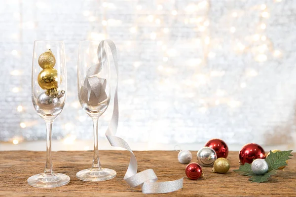 Yeni yıl partisi hediye mevcut arka plan ile zaman mutlu özel günlerinde kutlamak Noel