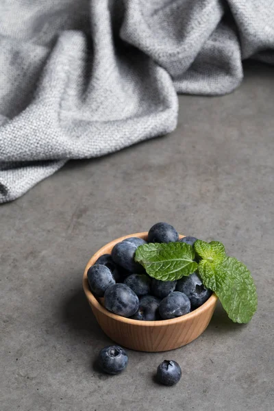 yaban mersini taze meyve sağlıklı tatlı diyet için