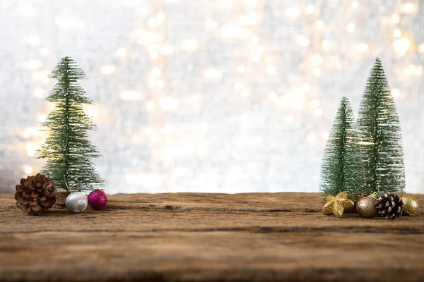 Jul Nyår Med Gåva Närvarande Tall Träd Bakgrund Fira Tid — Stockfoto