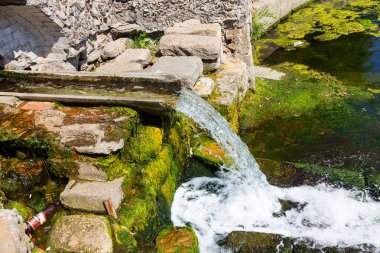 Su kirliliği. Atıksu. Çevre kirliliği. Kimyasal ve biyolojik kirlenme. Çevre felaketi.