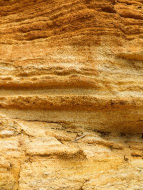 Çöl manzarası ile çok renkli sarı, yeşil ve mavi kil yatakları jeolojik oluşumları minerallerin