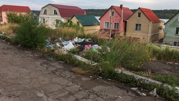 Illegale Stortplaats Aan Kant Van Weg Stapel Plastic Afval Ander — Stockfoto