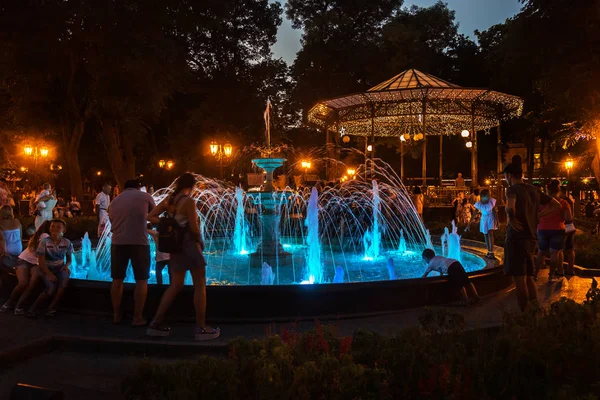 Odessa Ukraine August 2018 Touristen Und Gäste Der Stadt Ruhen — Stockfoto