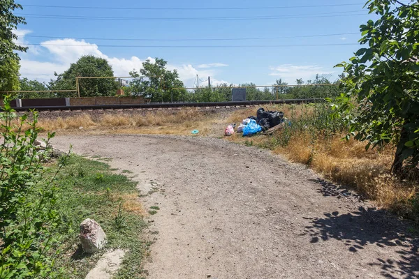 Lixo Doméstico Sólido Abandonado Estrada Poluição Ambiental Problema Ecológico Lixo — Fotografia de Stock