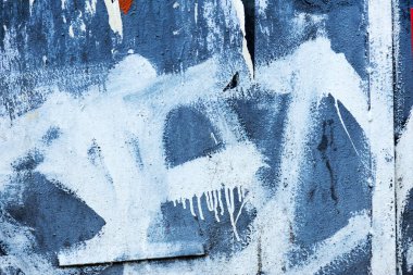 Arka plan doku duvar eski boya peeling ile. Eski ahşap arka plan ağaç eski boya artıkları parçaları kalıntıları ile. Doku eski ağaç bir kurulu ile boya, antika arka plan soyulması boya