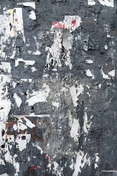 Vintage Billboard yırtık Poster, kağıt, reklamlar, çıkartmalar geniş arka plan veya doku ile. Kentsel yaratıcı duvar kağıdı tasarımı için. Soyut Web Banner. Posterler, kağıt yaratıcı olarak grunge eski duvarlarda kalıntıları