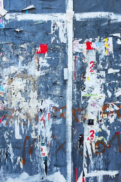 Arka plan doku duvar eski boya peeling ile. Eski ahşap arka plan ağaç eski boya artıkları parçaları kalıntıları ile. Doku eski ağaç bir kurulu ile boya, antika arka plan soyulması boya