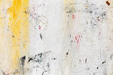 Arka plan beton duvar, yıpranma izleri yıpranmış duvar hasarlı eski boya. Boyalı beton yüzeyde eski boya kalıntıları var. Pis beton yüzey.