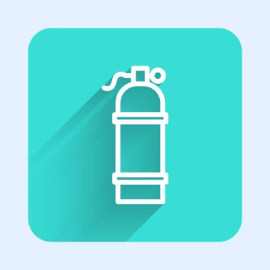 Aqualung simgesi uzun gölgeli beyaz çizgi. Dalgıçlar için oksijen tüpü. Dalış ekipmanları. Olağanüstü bir spor. Spor malzemeleri. Yeşil kare düğmesi. Vektör İllüstrasyonu