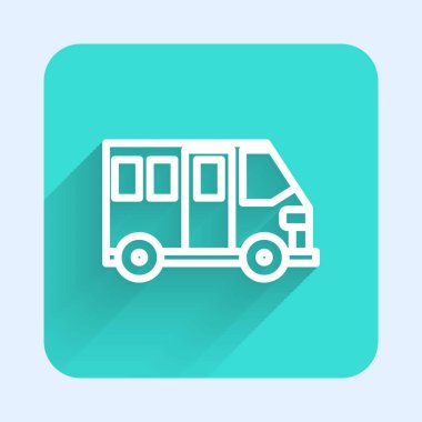 Beyaz çizgi okul servisi simgesi uzun gölgeli izole edilmiş. Toplu taşıma sembolü. Yeşil kare düğmesi. Vektör İllüstrasyonu.