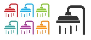 Beyaz zemin üzerinde su damlaları akan siyah duş başlığı izole edilmiş. Simgeleri renklendirin. Vektör İllüstrasyonu