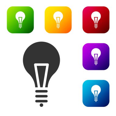 Fikir ikonu kavramına sahip siyah ampul beyaz arkaplanda izole edilmiş. Enerji ve fikir sembolü. İlham konsepti. Renkli kare düğmelerle simgeleri ayarla. Vektör İllüstrasyonu.