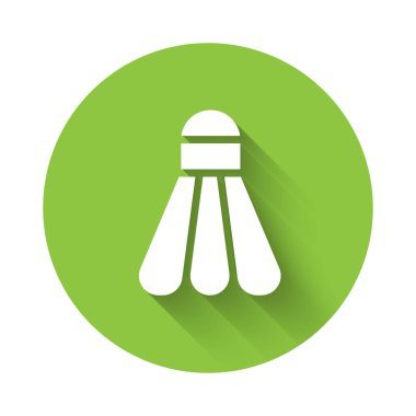 Beyaz Badminton mekik siki ikonu uzun gölgeli izole edilmiş. Spor malzemeleri. Yeşil daire düğmesi. Vektör İllüstrasyonu.