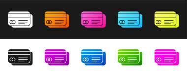 Kredi kartı simgesini siyah beyaz arkaplanda ayır. Çevrimiçi ödeme. Nakit çekilmesi. Finansal operasyonlar. Alışveriş tabelası. Vektör İllüstrasyonu.