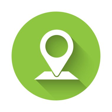 Beyaz Harita iğne simgesi uzun gölgeli. Navigasyon, işaret, konum, harita, GPS, yön, yer, pusula, arama konsepti. Yeşil daire düğmesi. Vektör İllüstrasyonu.