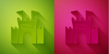 Kağıt kesiği Castle simgesi yeşil ve pembe arka planda izole edilmiş. Kağıt sanatı tarzı. Vektör.