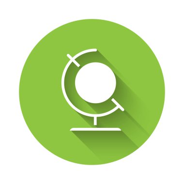 Beyaz Dünya küre ikonu uzun gölgeli izole edilmiş. Yeşil daire düğmesi. Vektör İllüstrasyonu.