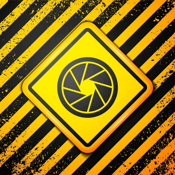 Black Camera Shutter Icon Isolated Yellow Background Warning Sign Vector — Stock Vector