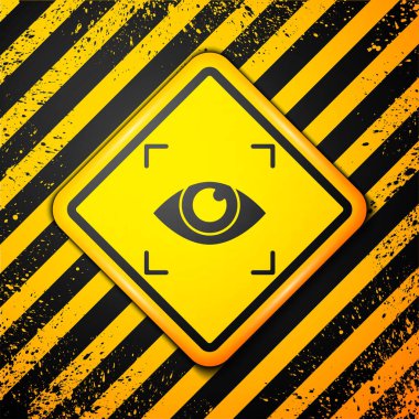 Siyah göz tarama simgesi sarı arkaplanda izole edildi. Göz taraması yapılıyor. Güvenlik kontrol sembolü. Siber göz işareti. Uyarı işareti. Vektör.