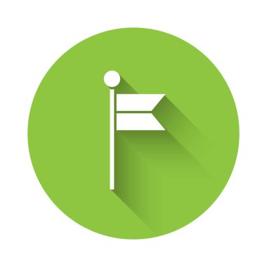 Beyaz Bayrak simgesi uzun gölgeyle izole edildi. Yer belirleyici sembol. Yeşil daire düğmesi. Vektör İllüstrasyonu.