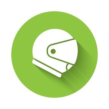 Beyaz Miğfer simgesi uzun gölgeli. Olağanüstü bir spor. Spor malzemeleri. Yeşil daire düğmesi. Vektör İllüstrasyonu.