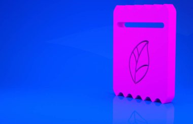 Mavi arka planda izole edilmiş özel bir bitki simgesinin tohumlarıyla dolu pembe paket. Minimalizm kavramı. 3 boyutlu illüstrasyon. 3 Boyutlu Hazırlama