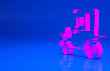 Mavi arkaplanda pembe traktör simgesi izole edildi. Minimalizm kavramı. 3 boyutlu illüstrasyon. 3 Boyutlu Hazırlama