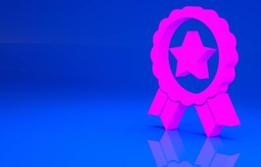 Mavi arka planda izole edilmiş yıldız ikonlu pembe madalya. Kazanan başarı işareti. Ödül madalyası. Minimalizm kavramı. 3 boyutlu illüstrasyon. 3 Boyutlu Hazırlama