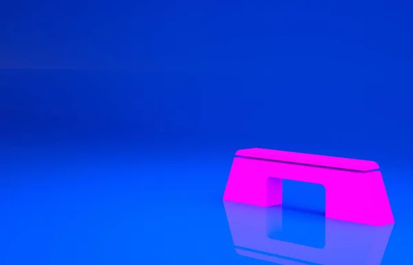 Różowy Krok ikona platformy izolowane na niebieskim tle. Koncepcja minimalizmu. Ilustracja 3D. Renderowanie 3D — Zdjęcie stockowe