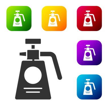 Su için Black Garden spreyi, gübre, beyaz arka planda izole edilmiş kimyasal ikon. Renkli kare düğmelerle simgeleri ayarla. Vektör İllüstrasyonu.