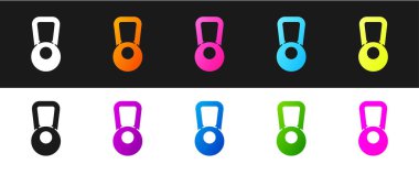 Kettlebell simgesini siyah beyaz arkaplanda izole et. Spor malzemeleri. Vektör İllüstrasyonu.