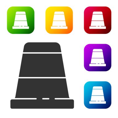 Beyaz arkaplanda izole edilmiş ikon dikmek için Siyah Yüksük. Renkli kare düğmelerle simgeleri ayarla. Vektör İllüstrasyonu.