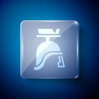 Beyaz Roma ordu miğferi ikonu mavi arka planda izole edildi. Kare cam paneller. Vektör