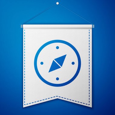 Mavi Pusula simgesi mavi arkaplanda izole edildi. Rüzgâr yön bulma sembolü. Rüzgar gül işareti. Beyaz flama şablonu. Vektör.