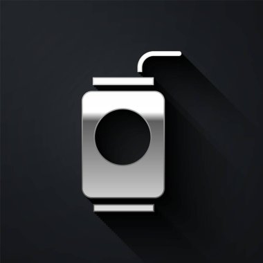 Siyah arka planda izole edilmiş saman ikonu içen gümüş soda kutusu. Uzun gölge tarzı. Vektör İllüstrasyonu.