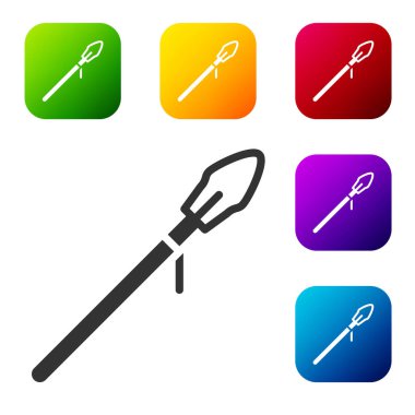 Beyaz arka planda siyah ortaçağ mızrak ikonu izole edildi. Ortaçağ silahı. Renkli kare düğmelerle simgeleri ayarla. Vektör.