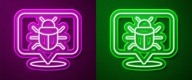 Parlayan neon çizgisi sistem hata konsepti simgesi mor ve yeşil arkaplanda izole edildi. Kod hatası konsepti. Sistemde hata var. Böcek araması. Vektör.