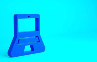 Mavi dizüstü bilgisayar simgesi mavi arkaplanda izole edildi. Boş ekran işaretli bilgisayar defteri. Minimalizm kavramı. 3d illüstrasyon 3B canlandırma.