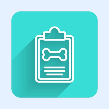 Tıbbi kayıt simgesi olan beyaz çizgi pano uzun gölgeli izole edilmiş. Sağlık sigortası formu. Tıbbi kontrol işaretleri raporu. Yeşil kare düğmesi. Vektör