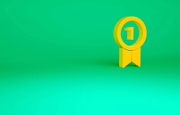 Yeşil Arkaplanda Turuncu Madalya Ikonu Izole Edildi Kazanan Başarı Işareti — Stok fotoğraf