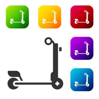 Siyah Scooter simgesi beyaz arkaplanda izole edilmiş. Renkli kare düğmelerle simgeleri ayarla. Vektör.