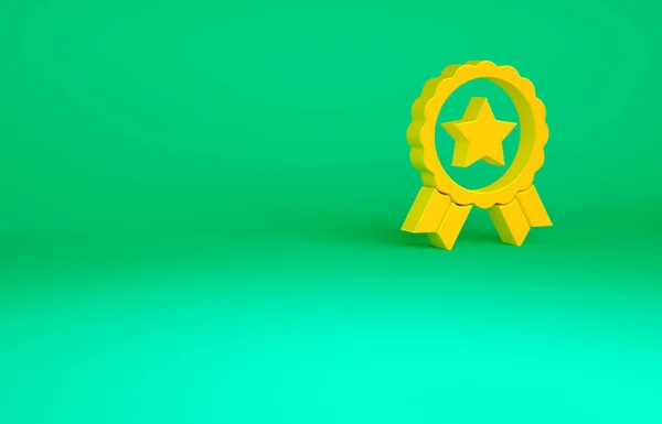 Yeşil zemin üzerinde yıldız simgesi olan turuncu madalyalar. Kazanan başarı işareti. Ödül madalyası. Minimalizm kavramı. 3d illüstrasyon 3B canlandırma — Stok fotoğraf