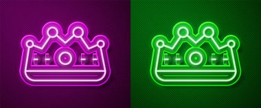 Parlayan neon çizgisi. Kral taç simgesi, mor ve yeşil arkaplanda izole edilmiş. Vektör.