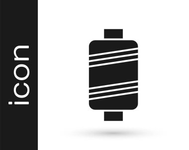 Beyaz arka planda izole edilmiş makaradaki gri dikiş ipliği. İplik makarası. İplik kutusu. Vektör İllüstrasyonu.